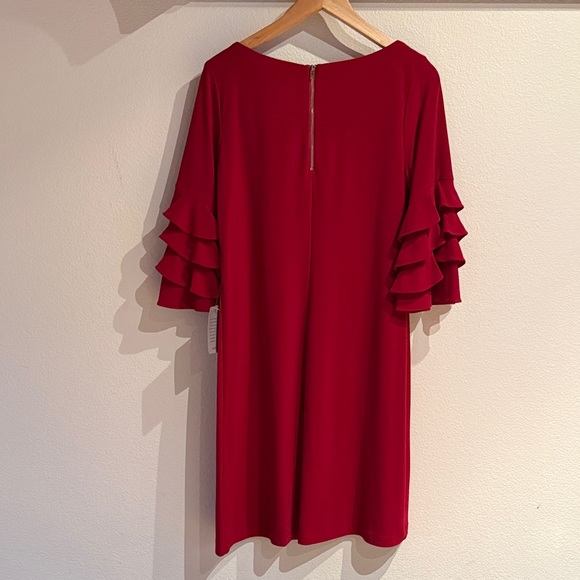🆕 Gabby Skye Tiered Ruffle Sleeve Mini Dress, Dark Red, Size 10 - Picture 4 of 11